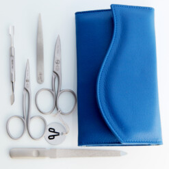 Alternative view of Alpen - Manikürset mit Druckknopf, 6-tlg., inox. (matt), Nappaleder, Blau - 6836R-BLUE