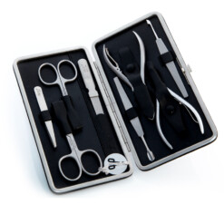 Alpen - Manikürset mit Rahmen, 9-tlg., inox. (matt), russisches Rindsleder, Schwarz - 6865R-BLACK