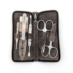 Alternative view of Dreiturm - Manikürset mit Zippetui, 6-tlg., rostfrei, Hirschleder Grau
