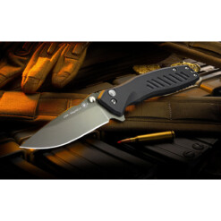 Spartan Blades - PALLAS "Black Out" Button Lock - SF3BK