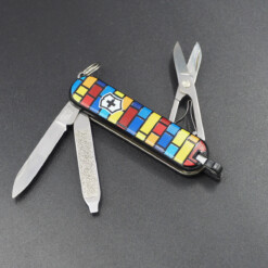 Victorinox - The Sharp Knife Club - Classic SD Plain Bricks 3D